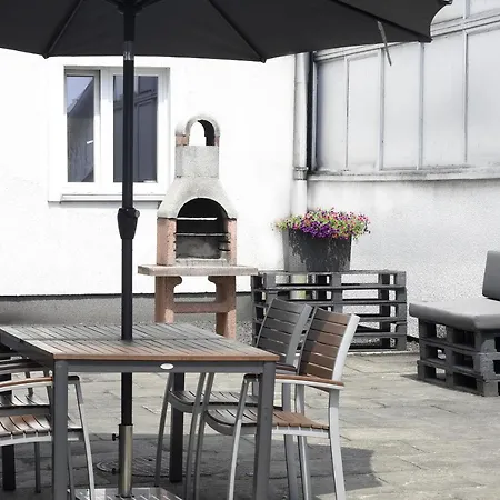 Auberge de jeunesse Helios *