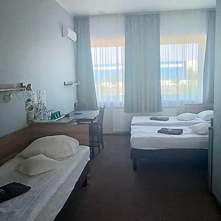 Helios بيت شباب Września