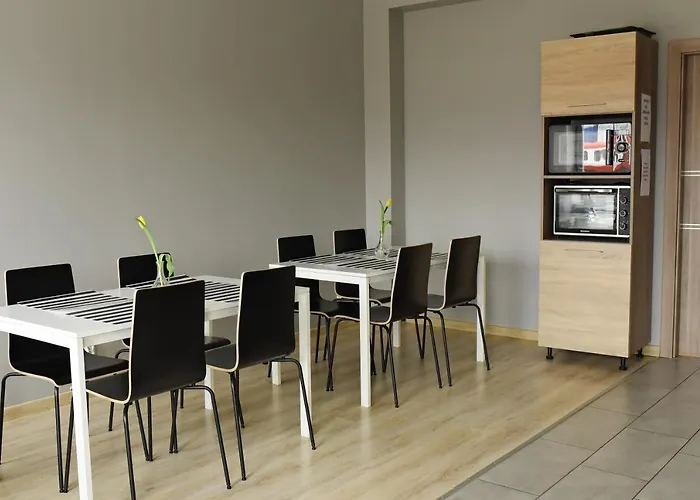 Helios Hostal Września